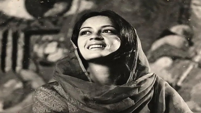 শুরু হয়েছে শীতের মৌসুম, শীতের ফুলে রঙিন প্রকৃতি